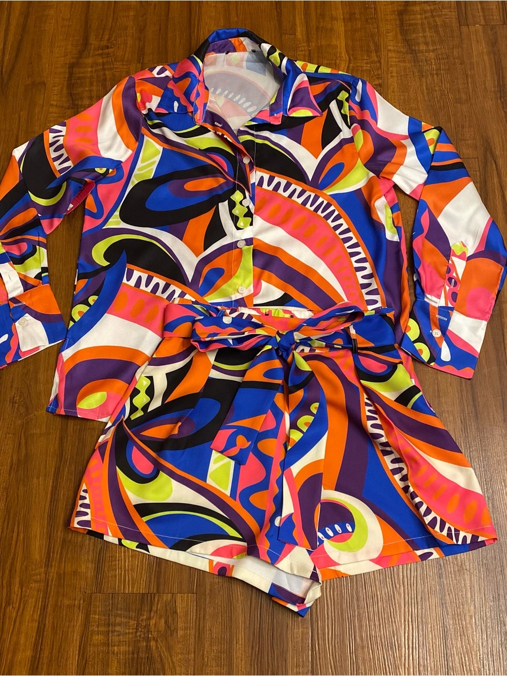 New Ladies Multi color Abstract Print Short  Set